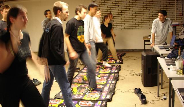 Eight players Stepmania game at the Polytechnique school